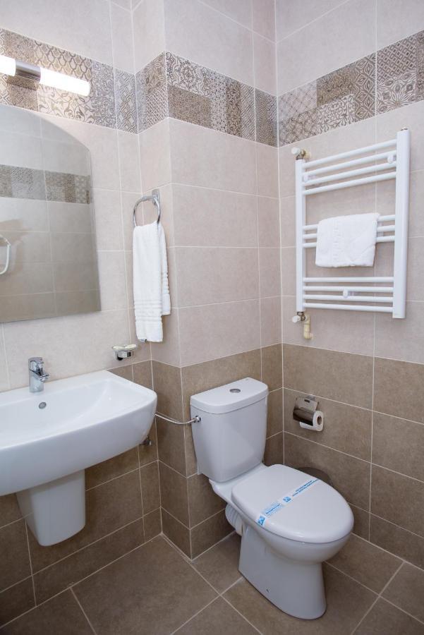 Hotel Maryiotis
